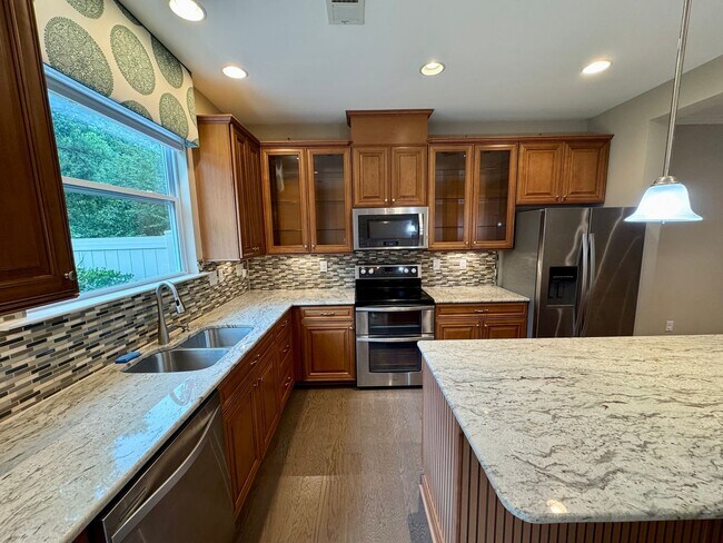 Building Photo - 3BR/2.5BA Townhouse in Berewick
