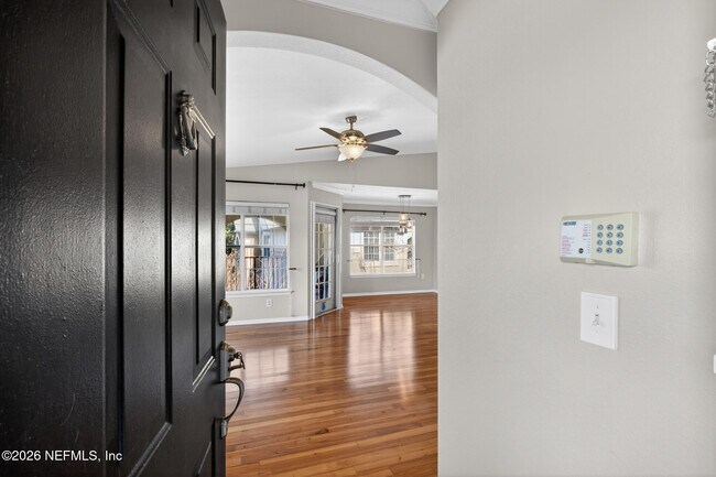 Building Photo - 10961 Burnt Mill Rd