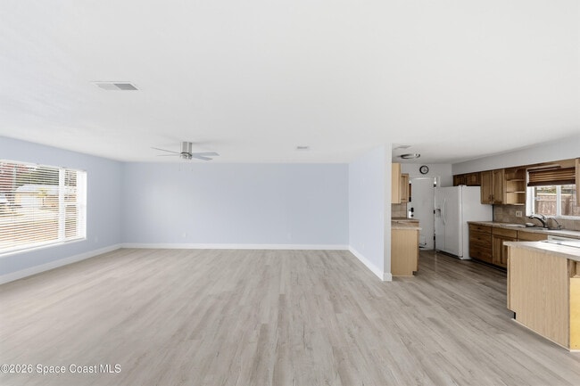 Building Photo - 1715 N Merrimac Dr