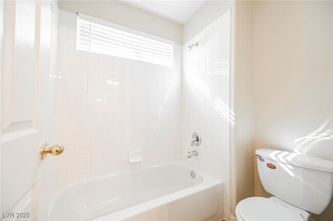 Building Photo - 4599 Deer Forest Ave