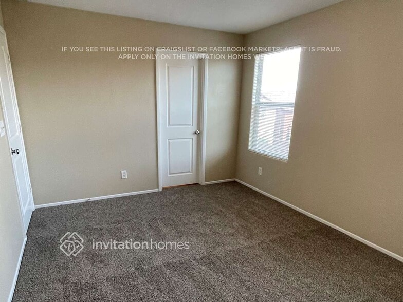 Building Photo - 9331 Wild Lariat Ave