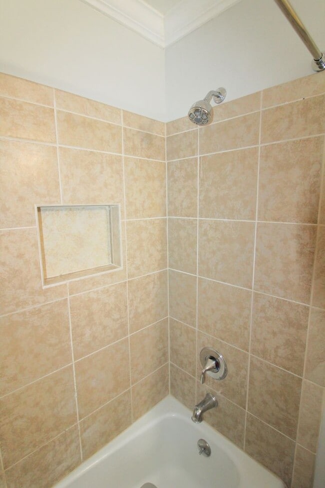 Building Photo - (Coming Soon) 3 Bedroom Brick Ranch in Idl...