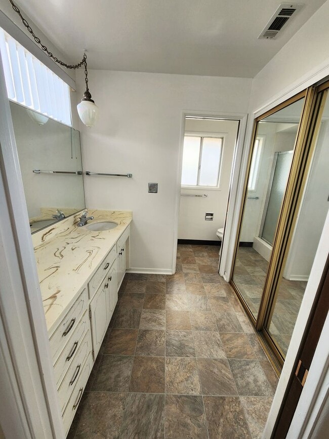 Building Photo - Unique Home in the Sky Harbor area!