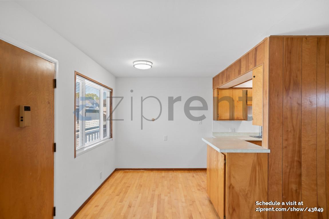 Building Photo - 1422 Sherman St
