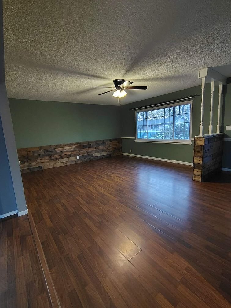 Building Photo - 1208 Scott Dr