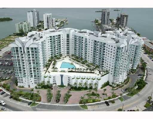 Primary Photo - 7900 Harbor Island Dr