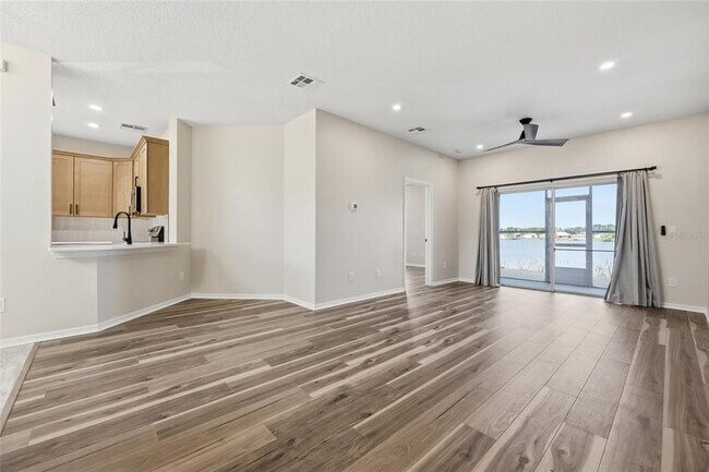 Building Photo - 4506 Waterside Pointe Cir