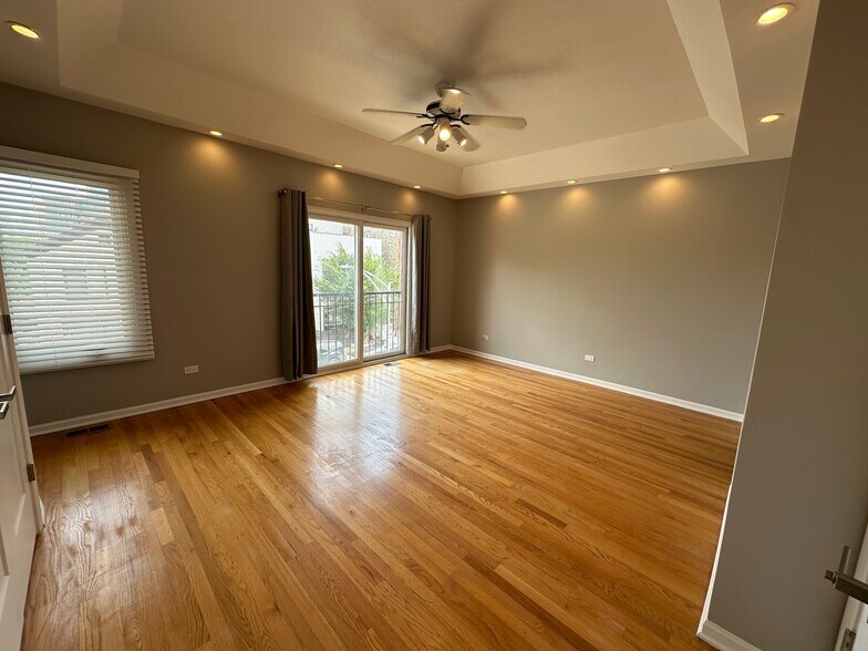 Master Bedroom - 724 N Willard Ct