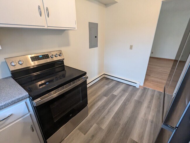 Building Photo - Nice 1bed 1bath Apartment near the Vilas Neighborhood