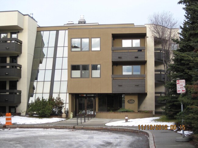 Building Photo - 1200 I St
