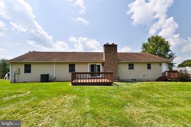 Building Photo - 13929 Green Mountain Dr