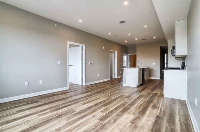 Building Photo - 475 Communipaw Ave