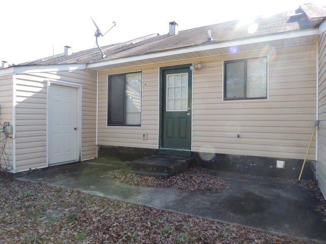 Building Photo - 341 Beverly St