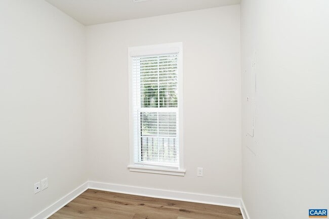 Building Photo - 952 Belvedere Way