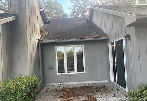 Building Photo - 104 Mallard Cove