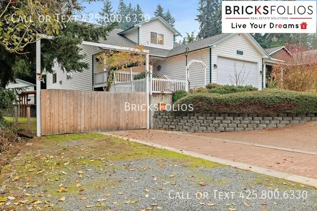 Building Photo - Welcome to Tukwila Haven – Open Concept Home Near Sound Transit!