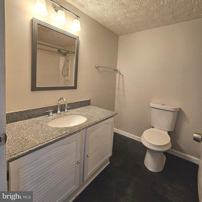 Building Photo - 401 Kojun Ct