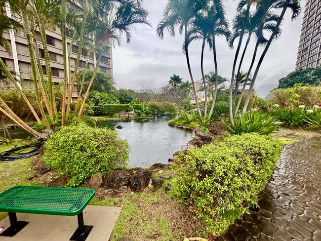 Building Photo - 1255 Nuuanu Ave