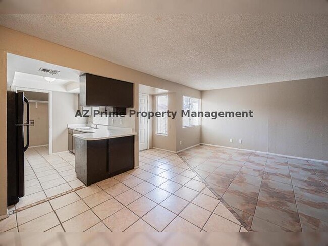 Building Photo - 6944 W Monterosa Cir