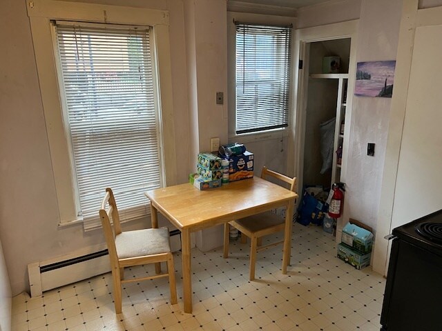 Building Photo - 23 Myrtle St