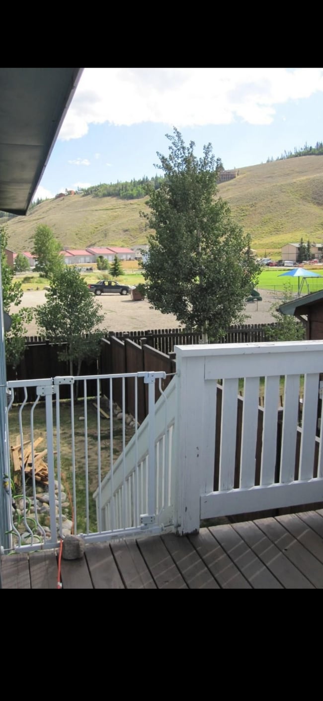 Building Photo - 552 Polar Ct