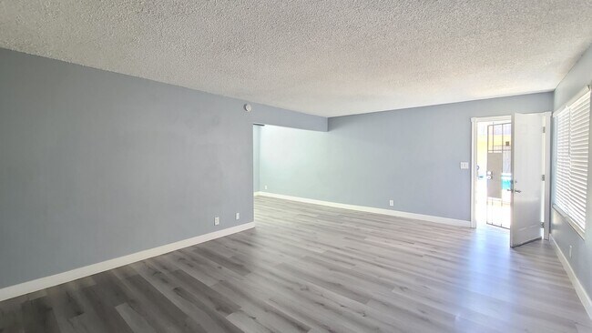 Building Photo - 3240 N Michael Way