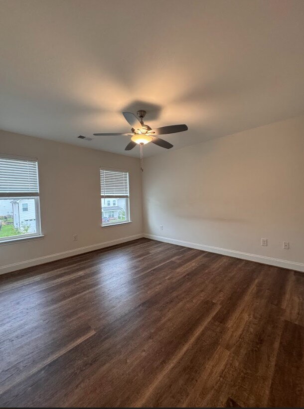 Building Photo - Inquire today on how to get FREE rent!