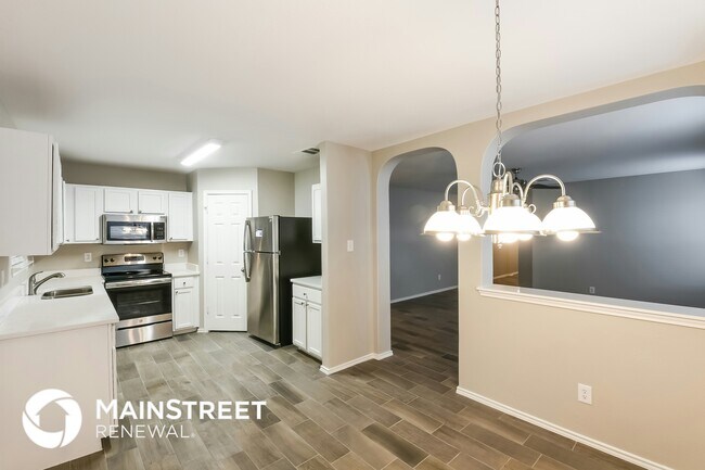 Building Photo - 10203 Crystal View