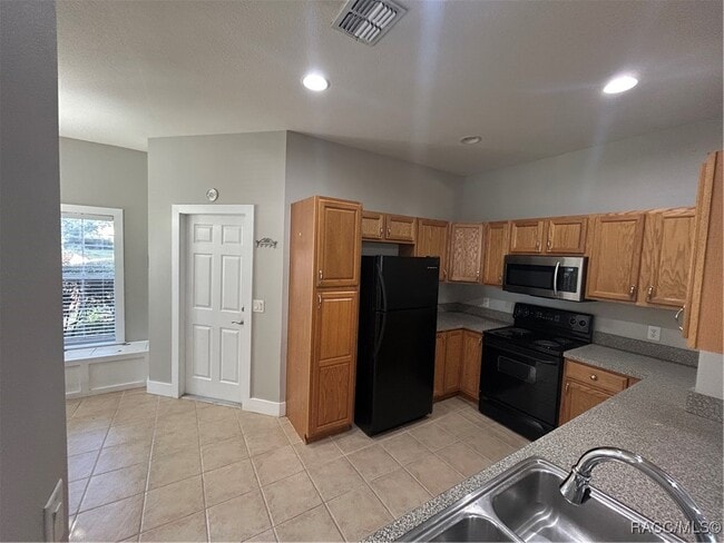 Building Photo - 1674 W Spring Meadow Loop