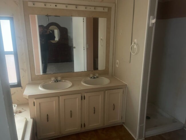 Building Photo - 1481 Joel Rd