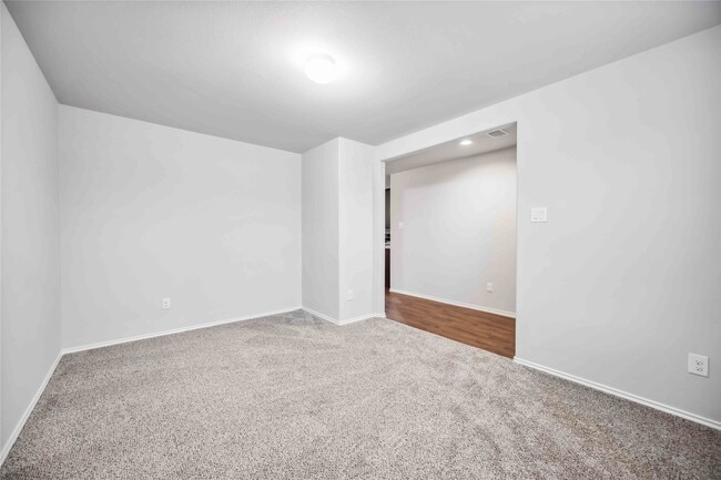 Building Photo - 5627 Rainflower Terrace Ln