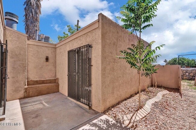 Building Photo - 3228 Isla Banderas Way