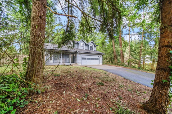 Building Photo - MOVE IN READY! Lake Forest home - 3 bedrooms - North Thurston School District