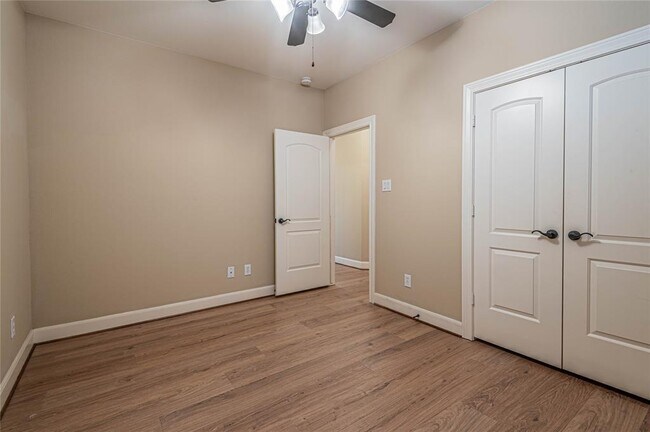 Building Photo - 5114 E Jerad Dr