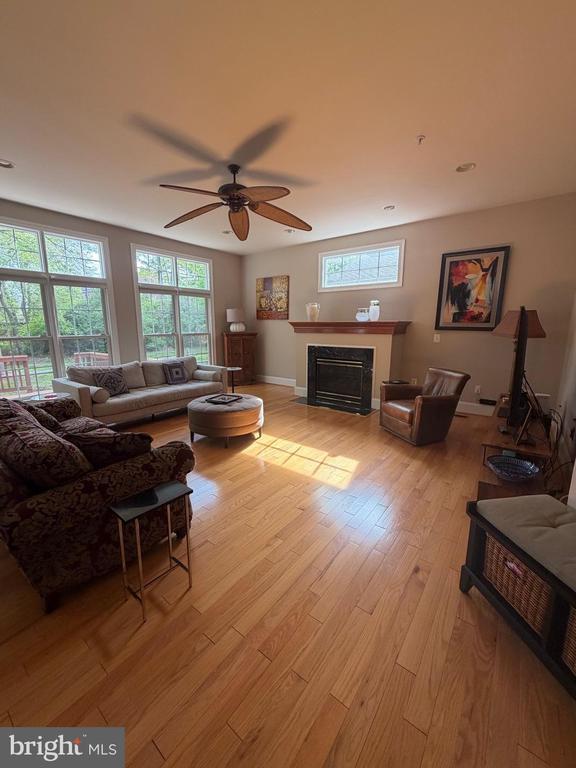 Building Photo - 8402 Tysons Trace Ct