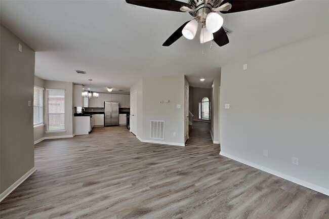 Building Photo - 12827 Deer Cove Ln