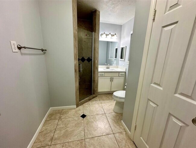 Building Photo - 4310 Cinnabar Dr