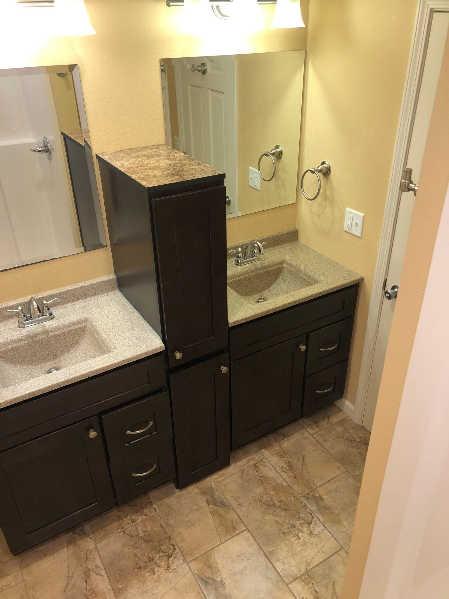 Building Photo - 217 N Henderson Ave