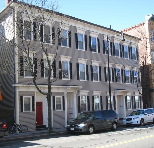 Building Photo - 1204 Cambridge St
