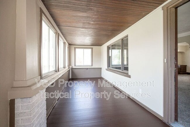 Building Photo - 19101 Nitra Ave