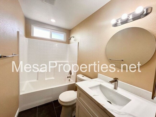 Building Photo - 16559 Manzanita St
