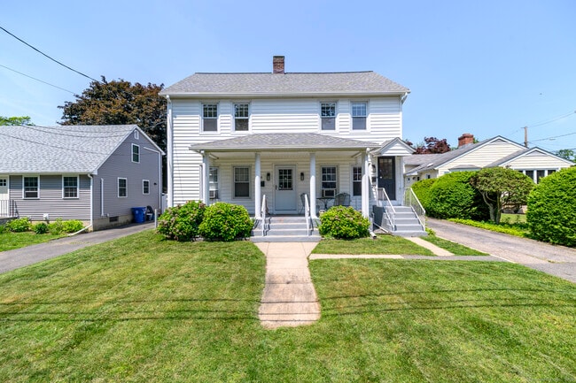 Building Photo - 20 Scofield Pl