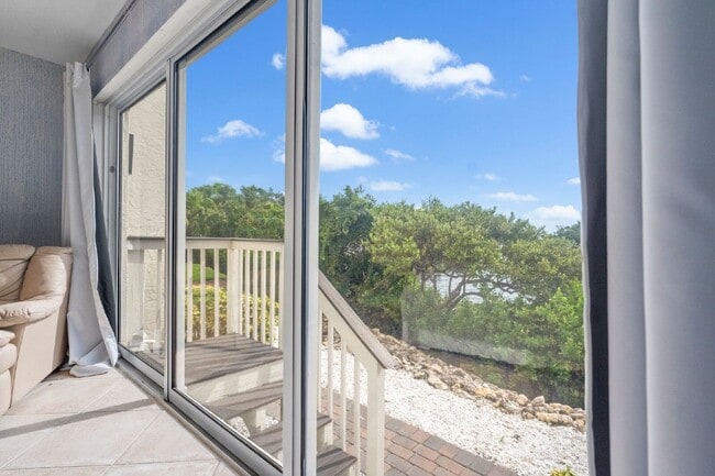 Building Photo - 1593 Pinellas Bayway S