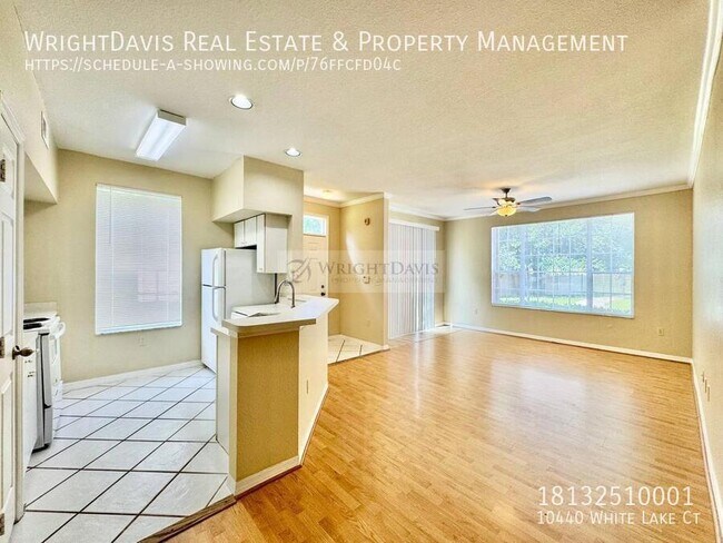 Building Photo - 10440 White Lake Ct