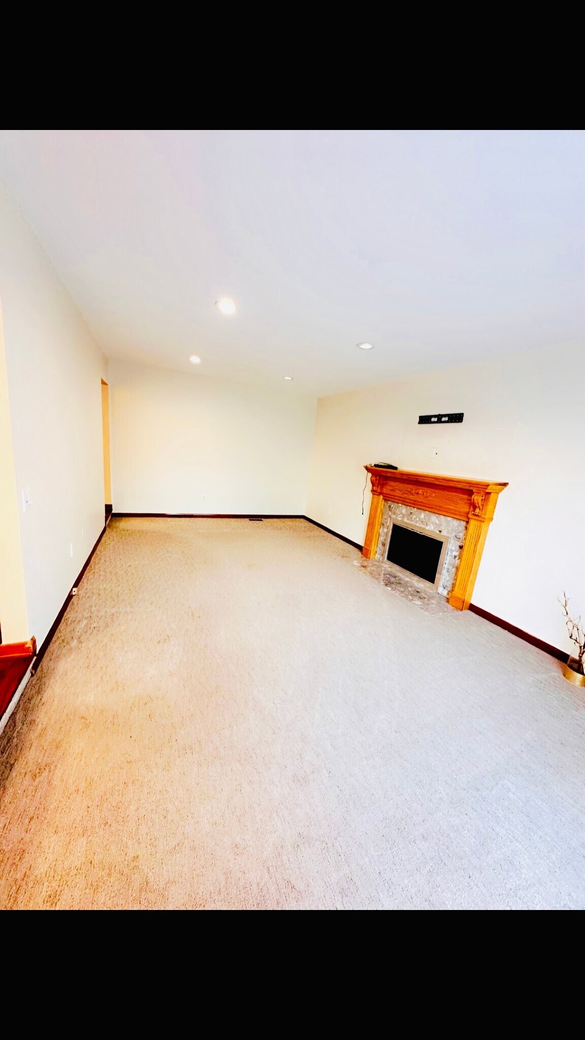 Building Photo - 30244 Southampton Ln