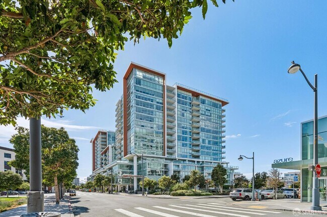 Building Photo - 708 Long Bridge St