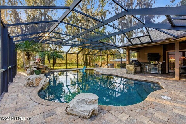 Building Photo - 114 Warren Cir