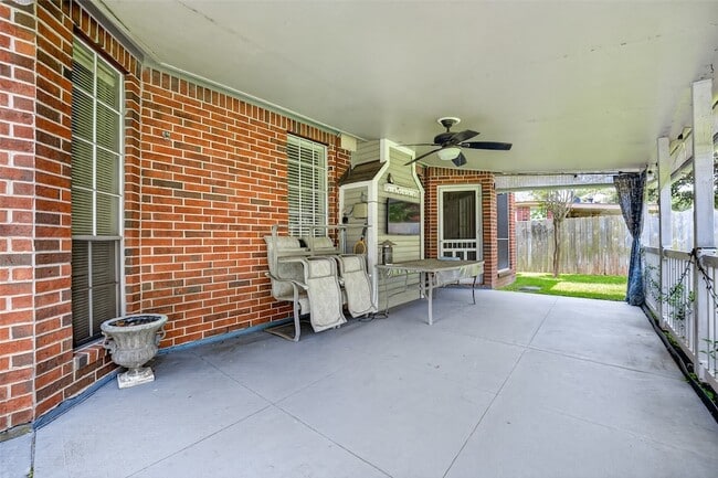 Building Photo - 4414 Ringrose Dr