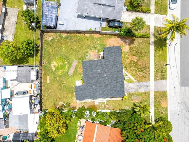 Building Photo - 6117 NW 9th St