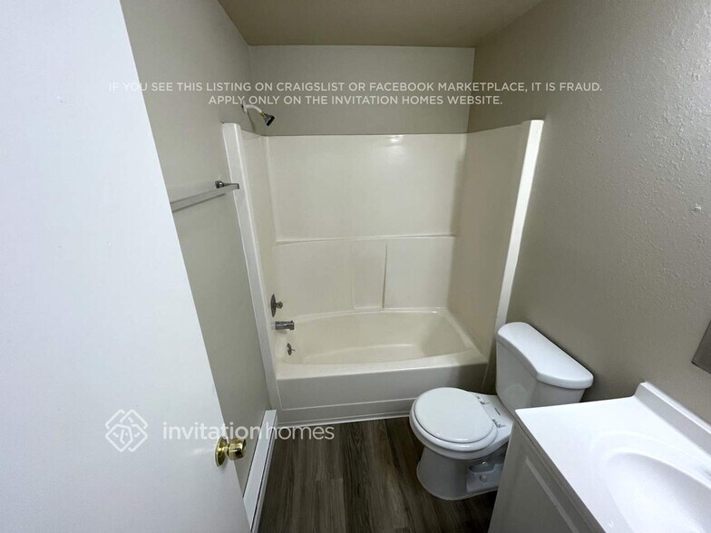 Building Photo - 20604 52nd Ave Ct E